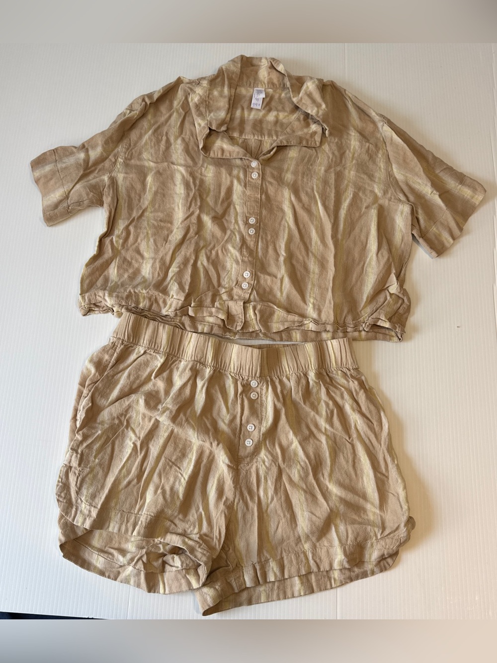 Stars Above Beige Striped Linen Blend Pajama Set Button Up Shirt Shorts M L